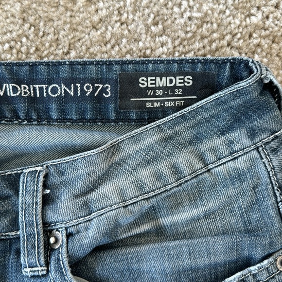 Buffalo Men’s Slim Six Fit Jean - Picture 3 of 6